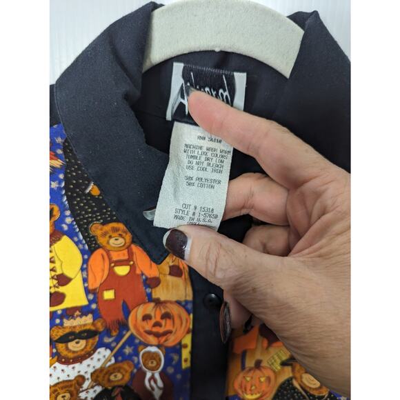 Vintage 80's Tapestry  Button Front Shirt Bear Halloween Novlety Print Shirt - Picture 5 of 8